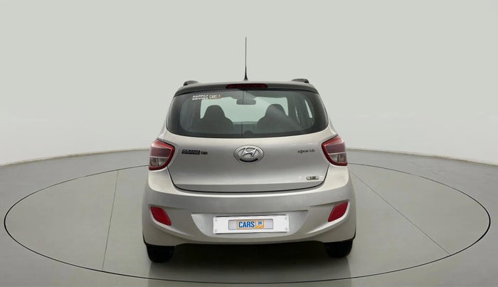 2016 Hyundai Grand i10 SPORTZ 1.2 KAPPA VTVT, Petrol, Manual, 49,721 km, Back/Rear