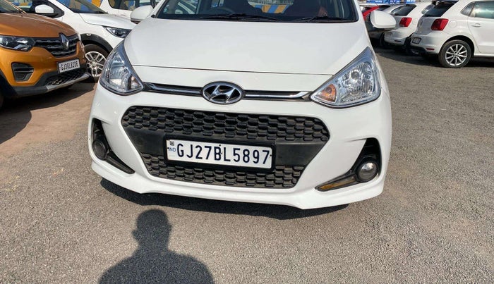 2017 Hyundai Grand i10 SPORTZ (O) AT 1.2 KAPPA VTVT, CNG, Automatic, 34,914 km, Front bumper - Minor scratches