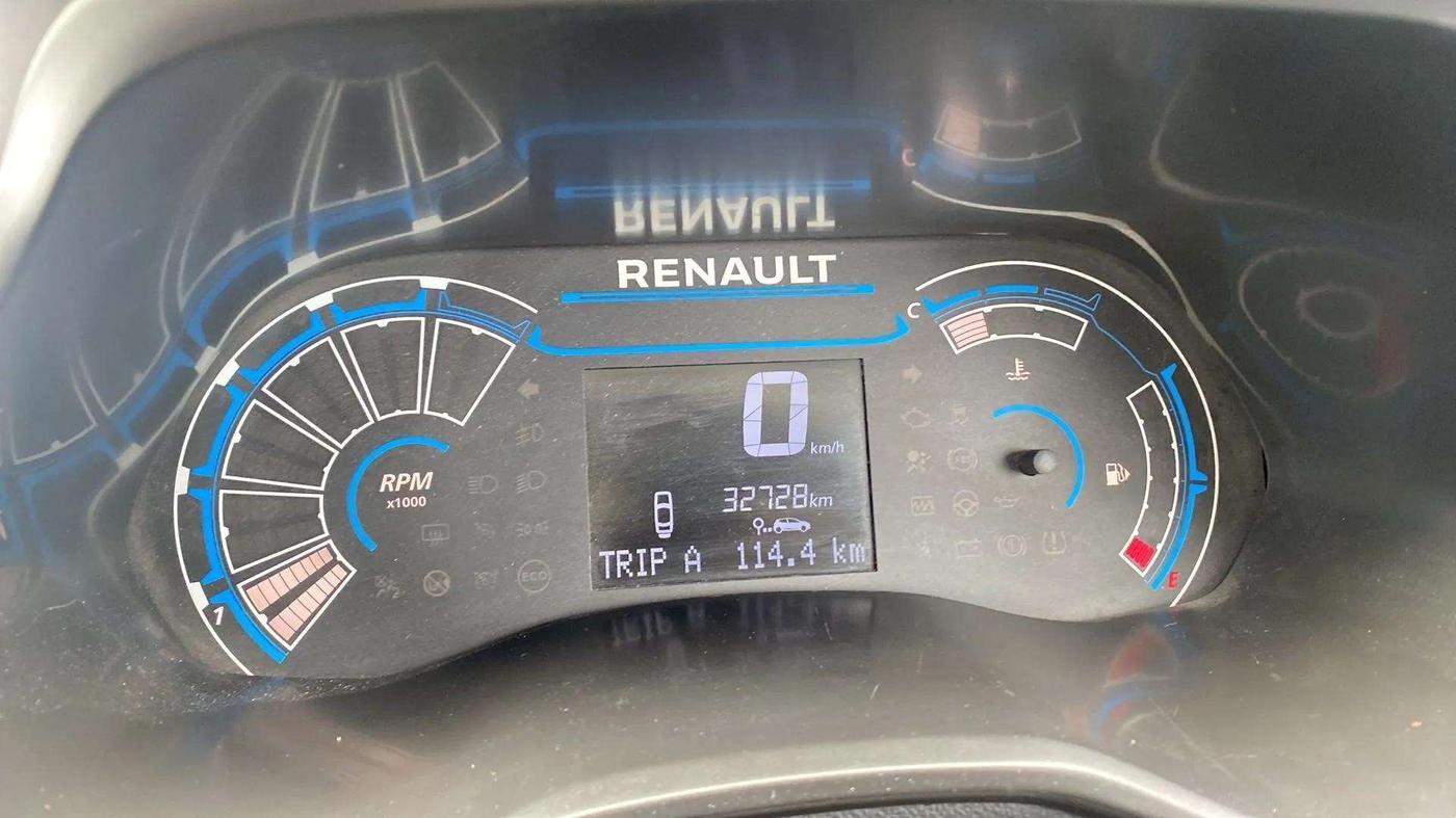 2021 Renault TRIBER RXZ, Petrol, Manual, 33,095 km, Odometer Image
