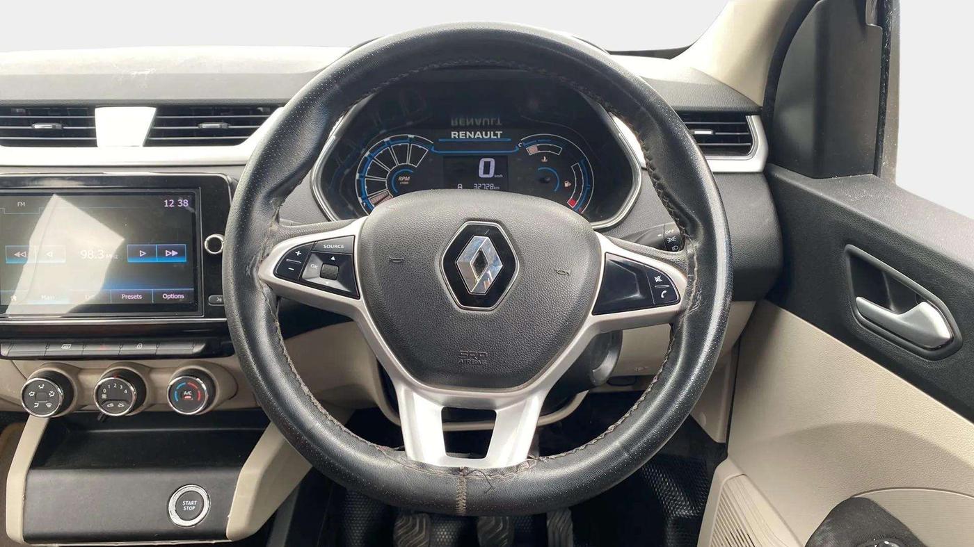 2021 Renault TRIBER RXZ, Petrol, Manual, 33,095 km, Steering Wheel Close Up
