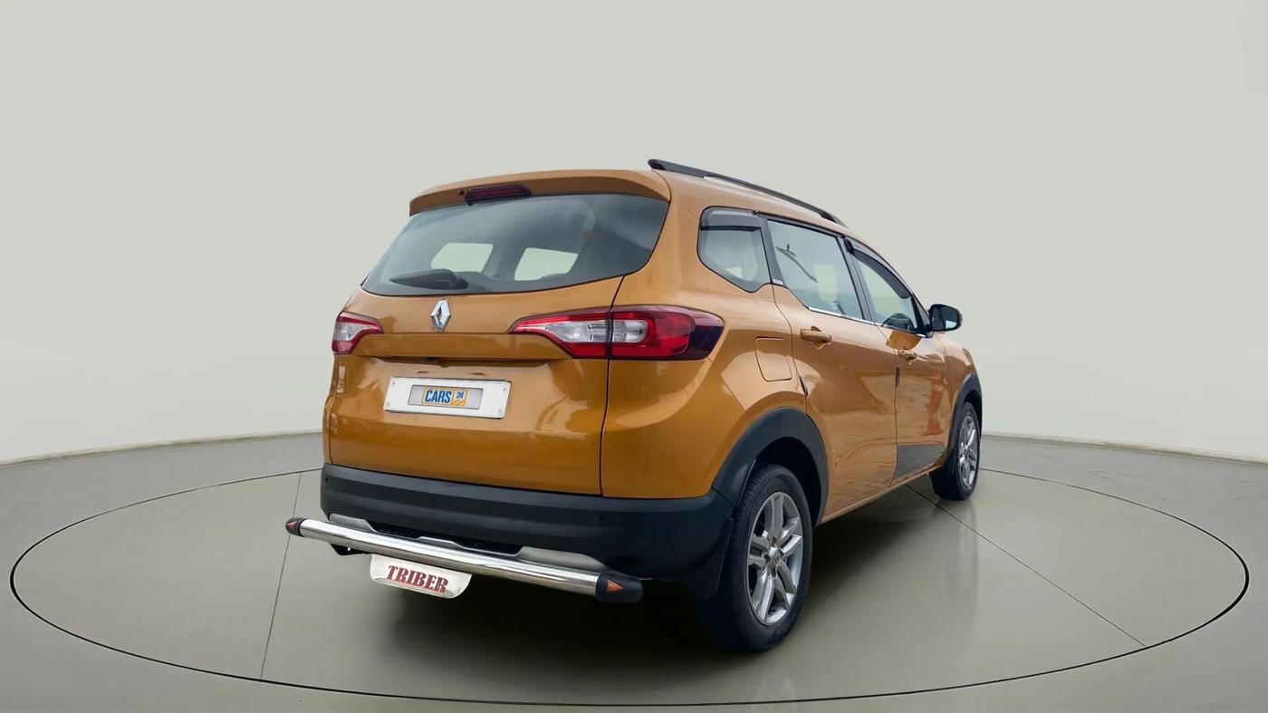 2021 Renault TRIBER RXZ, Petrol, Manual, 33,095 km, Right Back Diagonal