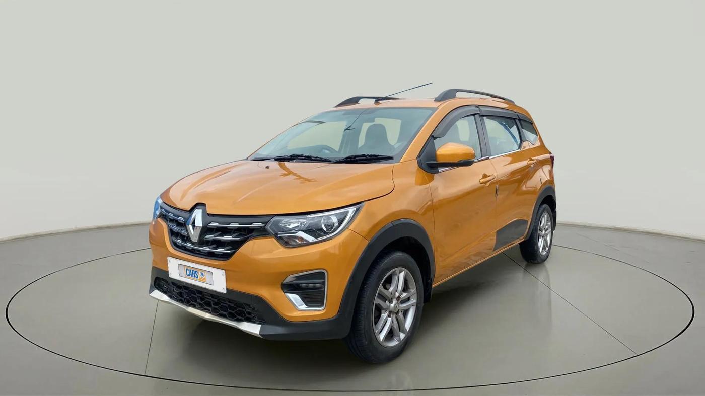 2021 Renault TRIBER RXZ, Petrol, Manual, 33,095 km, Left Front Diagonal