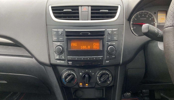 2017 Maruti Swift VXI O, Petrol, Manual, 17,898 km, Air Conditioner
