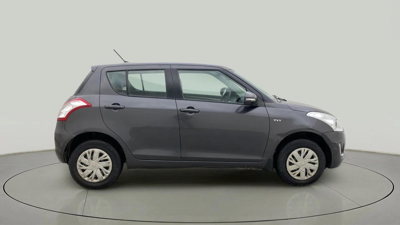 2017 Maruti Swift VXI O, Petrol, Manual, 17,898 km, Right Side View