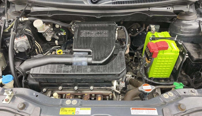 2017 Maruti Swift VXI O, Petrol, Manual, 17,898 km, Open Bonet