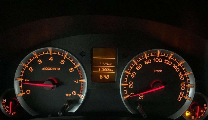 2017 Maruti Swift VXI O, Petrol, Manual, 17,898 km, Odometer Image