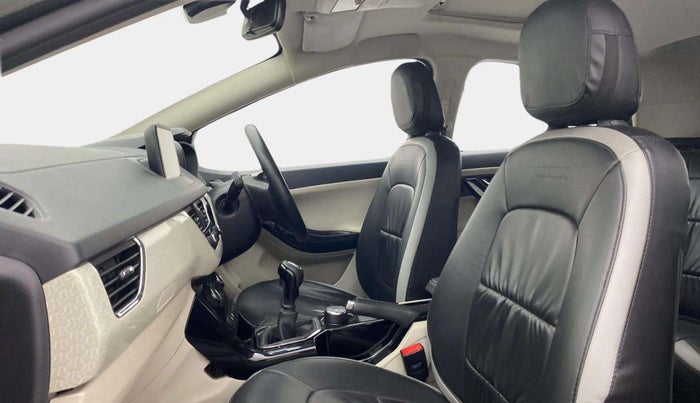 2021 Tata NEXON XZ PLUS PETROL SUNROOF, Petrol, Manual, 32,147 km, Right Side Front Door Cabin