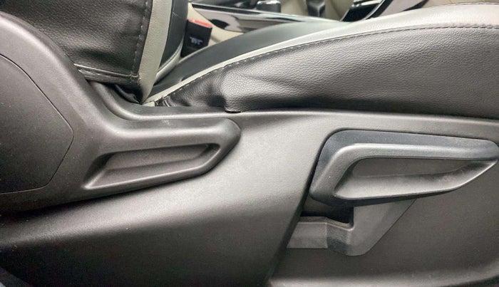 2021 Tata NEXON XZ PLUS PETROL SUNROOF, Petrol, Manual, 32,147 km, Driver Side Adjustment Panel
