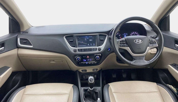 2017 Hyundai Verna 1.6 VTVT SX O, Petrol, Manual, 46,248 km, Dashboard