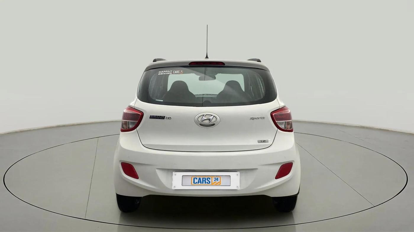 2016 Hyundai Grand i10 SPORTZ 1.2 KAPPA VTVT, Petrol, Manual, 42,365 km, Back/Rear