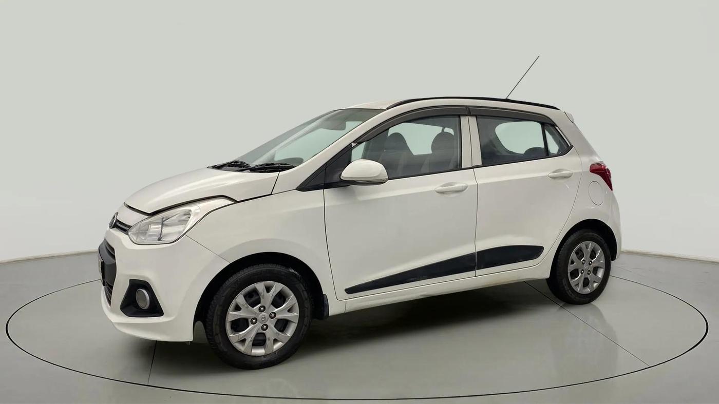 2016 Hyundai Grand i10 SPORTZ 1.2 KAPPA VTVT, Petrol, Manual, 42,365 km, Left Front Diagonal