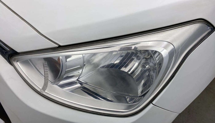 2016 Hyundai Grand i10 SPORTZ 1.2 KAPPA VTVT, Petrol, Manual, 42,365 km, Left headlight - Minor scratches