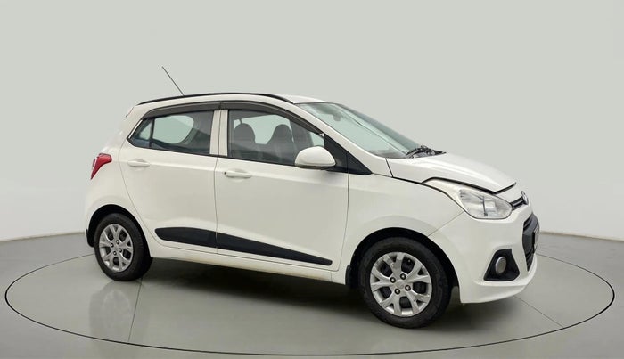 2016 Hyundai Grand i10 SPORTZ 1.2 KAPPA VTVT, Petrol, Manual, 42,365 km, Right Front Diagonal