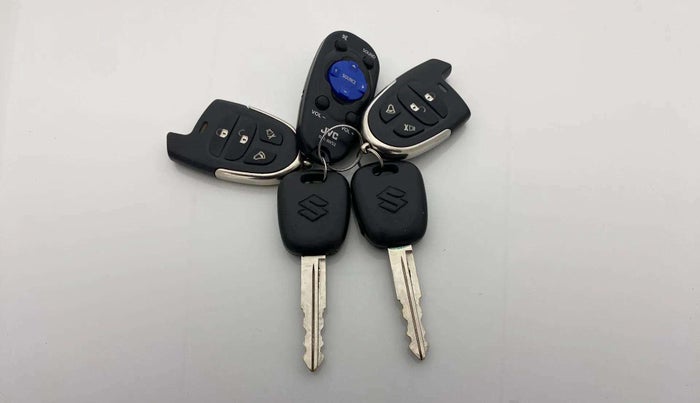 2022 Maruti Alto LXI OPT CNG, CNG, Manual, 29,104 km, Key Close Up