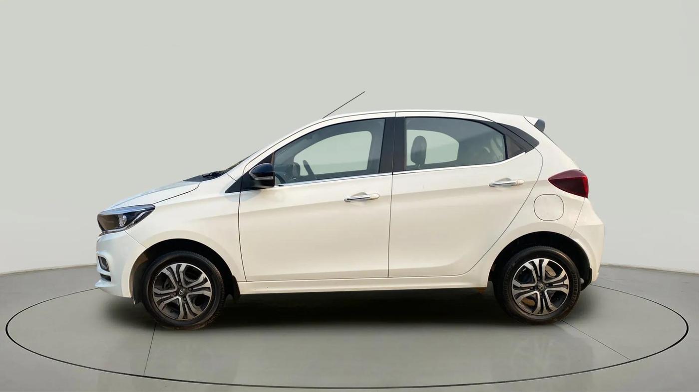 2022 Tata Tiago XZ PLUS CNG, CNG, Manual, 34,103 km, Left Side