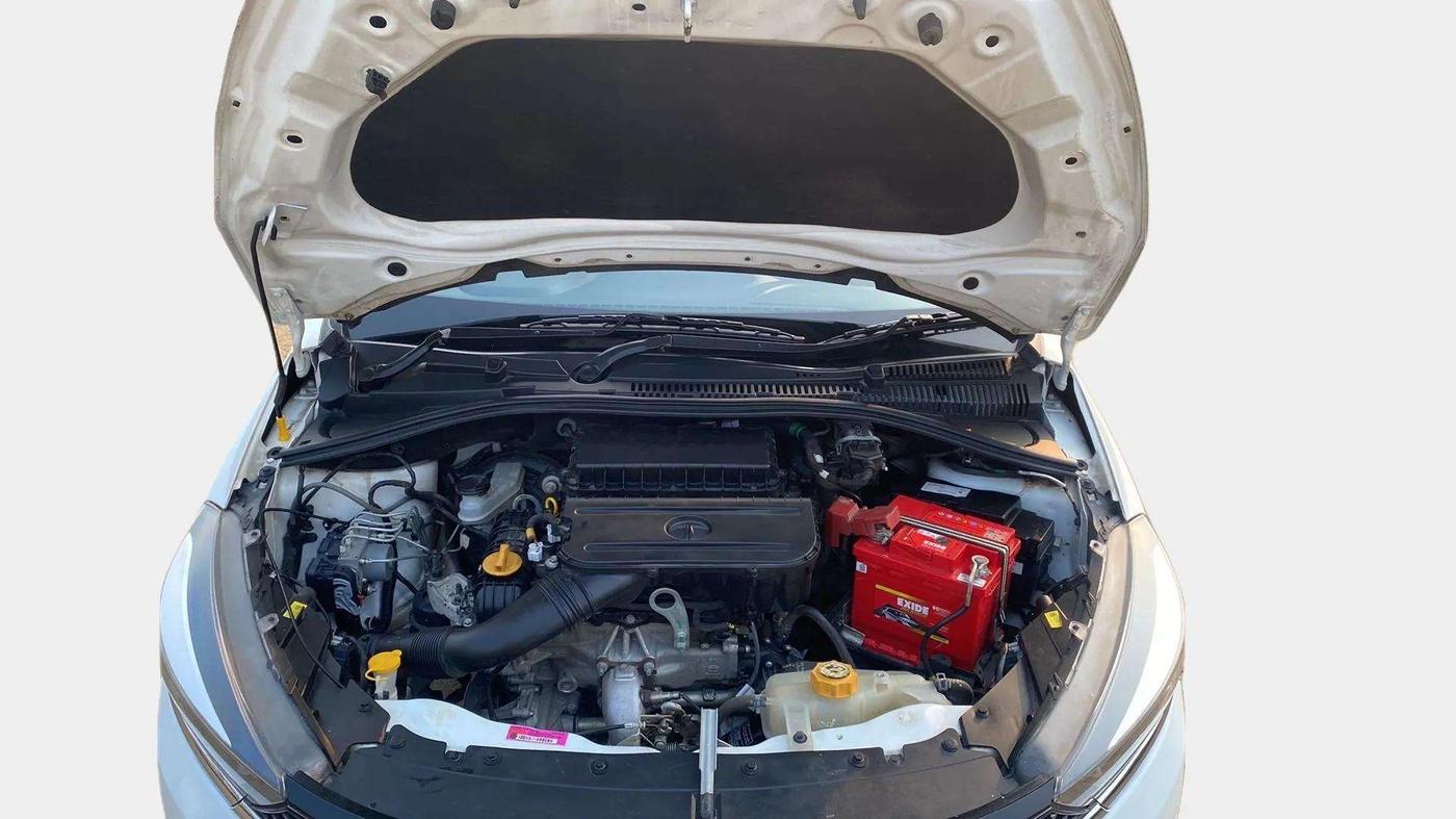 2022 Tata Tiago XZ PLUS CNG, CNG, Manual, 34,103 km, Open Bonet