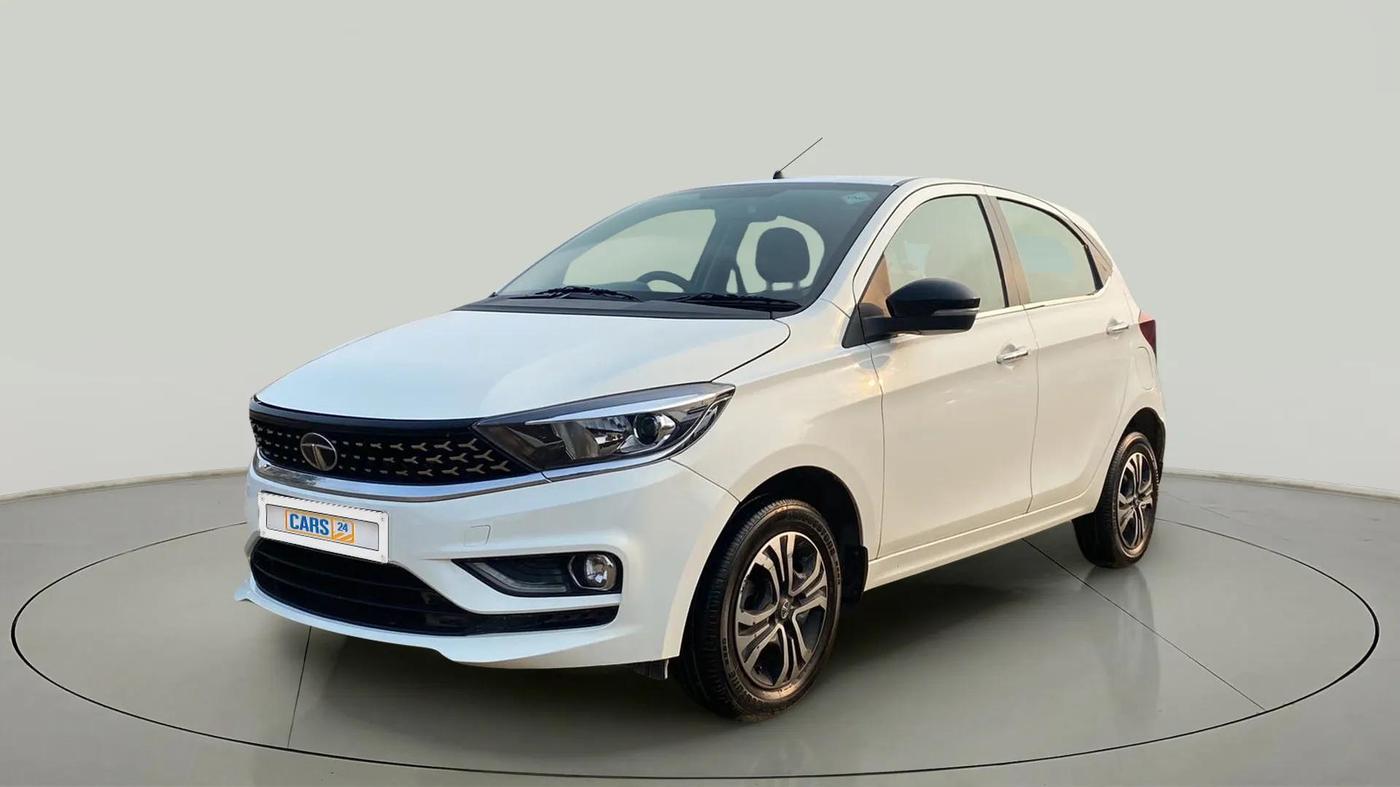 2022 Tata Tiago XZ PLUS CNG, CNG, Manual, 34,103 km, Left Front Diagonal