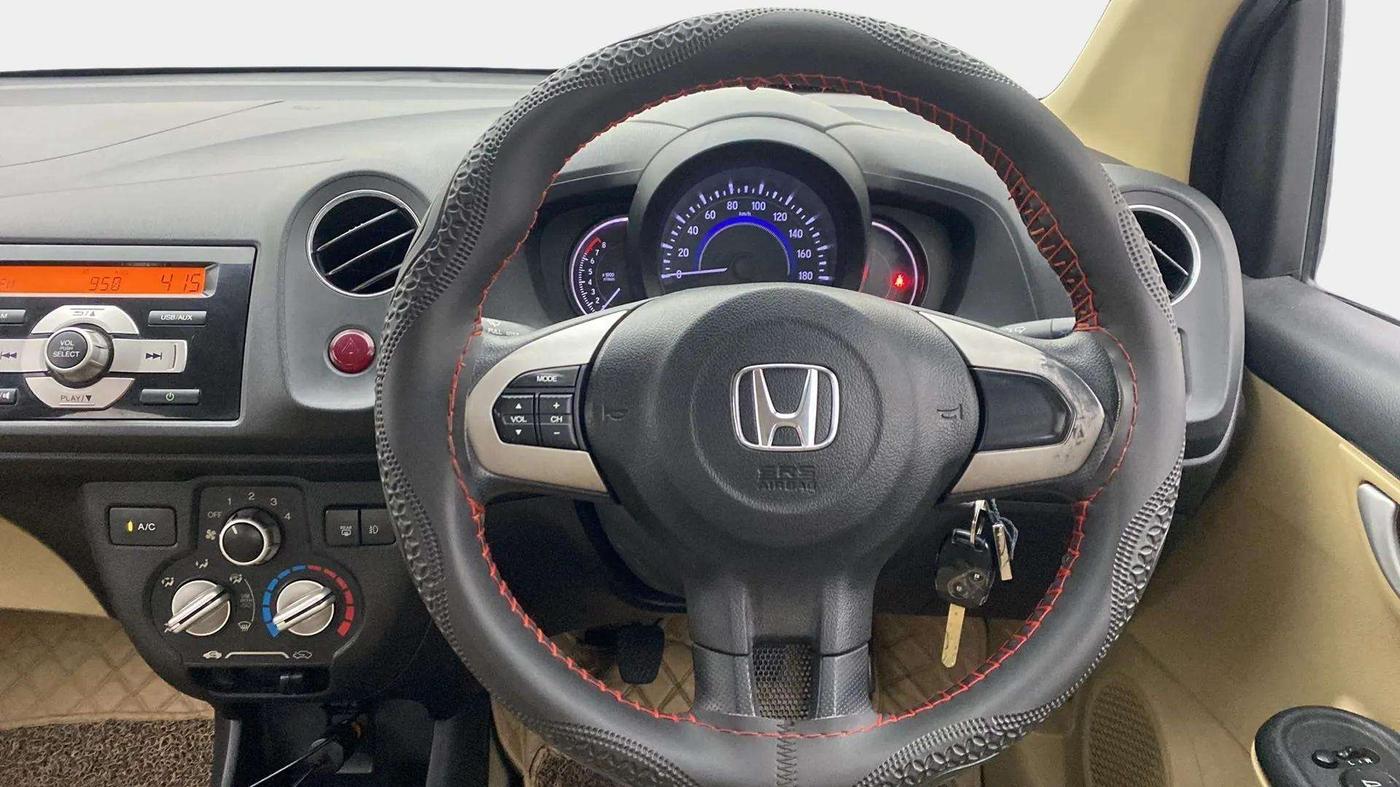 2016 Honda Amaze 1.2L I-VTEC VX, Petrol, Manual, 45,691 km, Steering Wheel Close Up