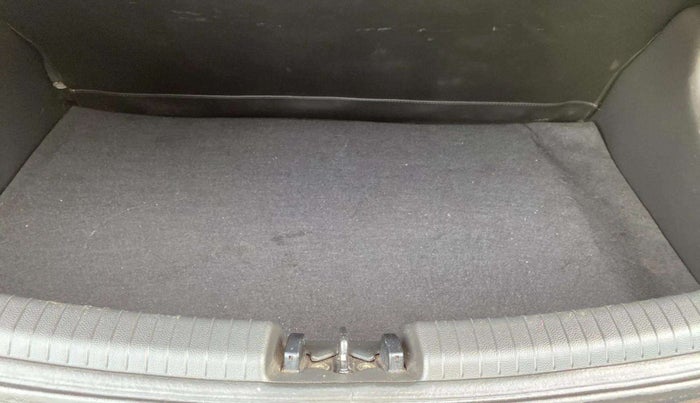 2019 Hyundai Grand i10 ASTA 1.2 KAPPA VTVT, Petrol, Manual, 30,373 km, Boot Inside