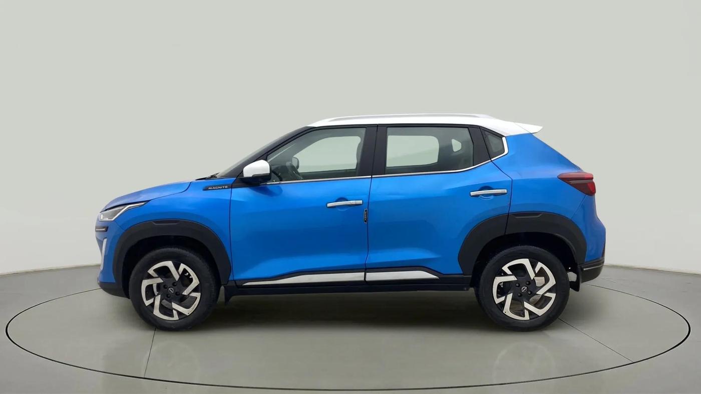 2022 Nissan MAGNITE XV PREMIUM, Petrol, Manual, 30,826 km, Left Side