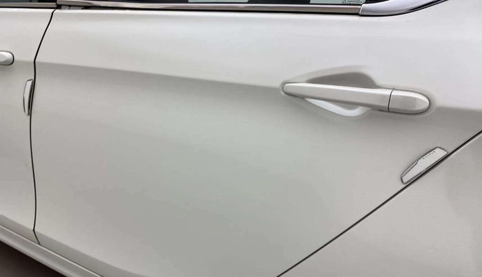 2017 Tata TIGOR XZ PETROL, Petrol, Manual, 32,183 km, Rear left door - Weather strip has minor damage