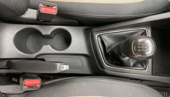 2017 Hyundai Elite i20 ASTA 1.2, Petrol, Manual, 70,764 km, Gear Lever