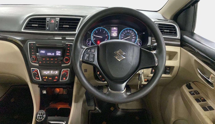 2015 Maruti Ciaz VDI+ SHVS, Diesel, Manual, 50,663 km, Steering Wheel Close Up