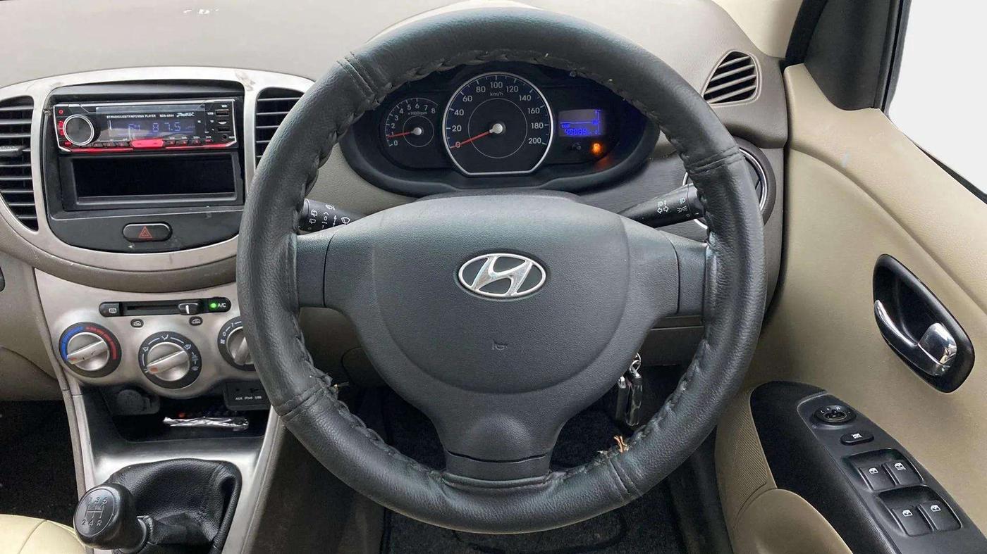 2013 Hyundai i10 SPORTZ 1.2, Petrol, Manual, 40,059 km, Steering Wheel Close Up
