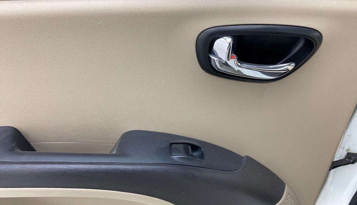 2013 Hyundai i10 SPORTZ 1.2, Petrol, Manual, 40,059 km, Left rear window switch / handle - Switch/handle not functional