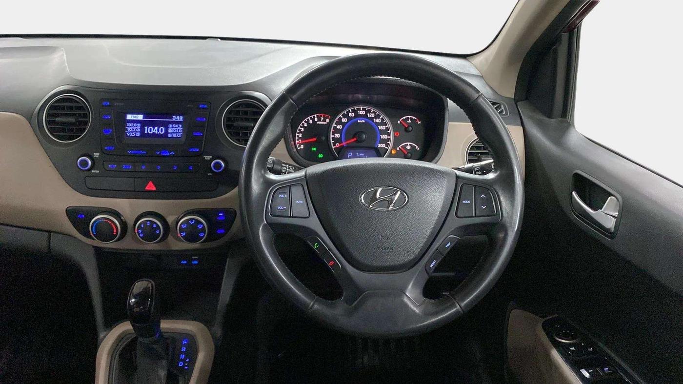 2016 Hyundai Grand i10 ASTA (O) AT 1.2 KAPPA VTVT, Petrol, Automatic, 30,524 km, Steering Wheel Close Up