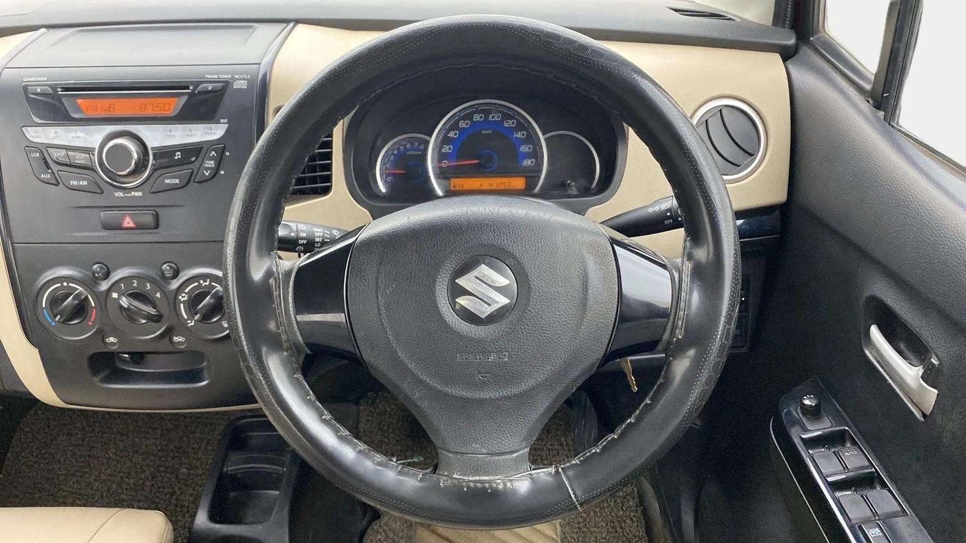 2018 Maruti Wagon R 1.0 VXI OPT, Petrol, Manual, 41,220 km, Steering Wheel Close Up