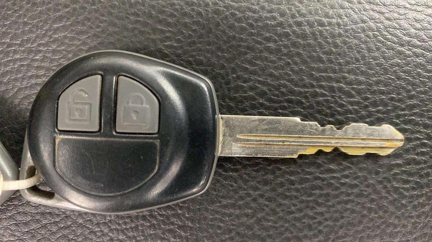 2014 Maruti Swift Dzire VXI, Petrol, Manual, 36,546 km, Key Close Up