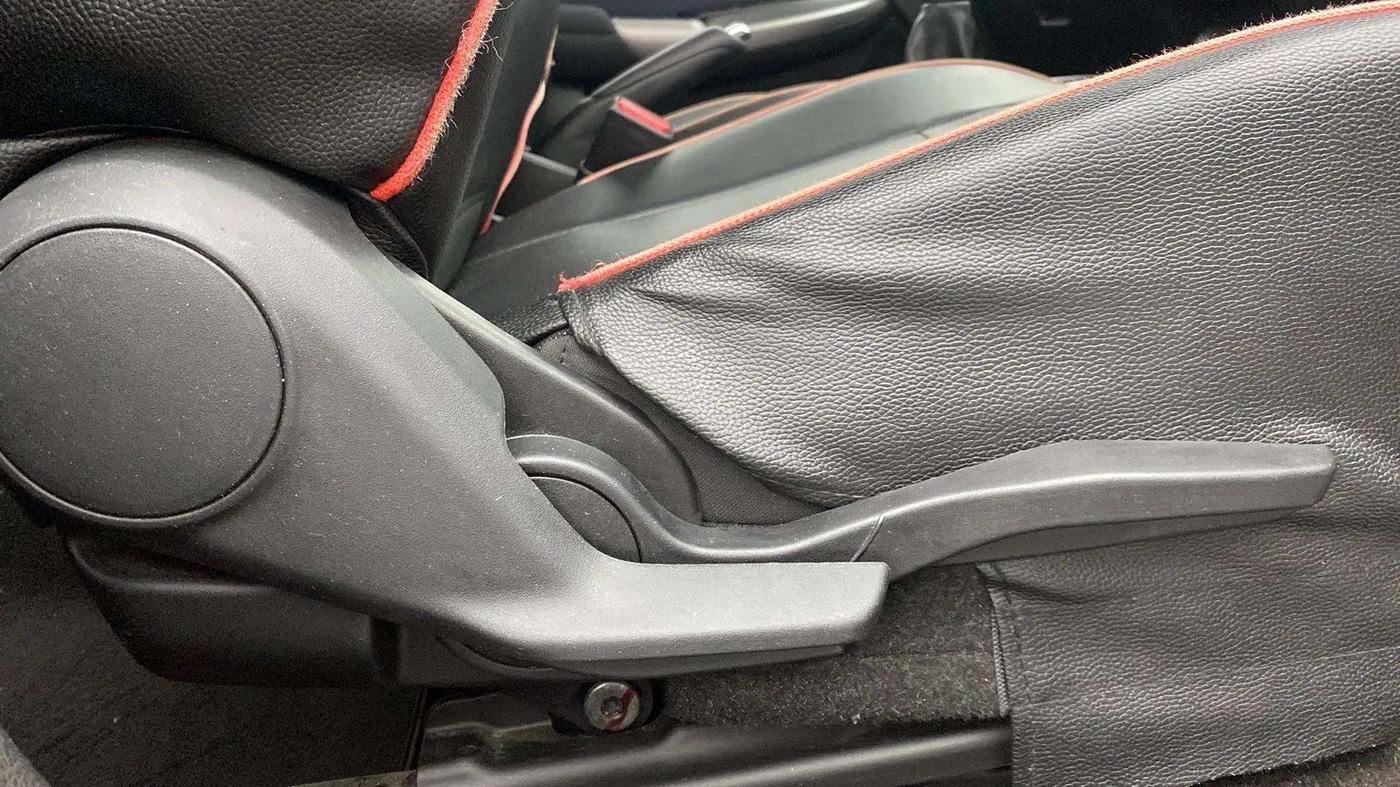 2020 Toyota Glanza G, Petrol, Manual, 28,691 km, Driver Side Adjustment Panel
