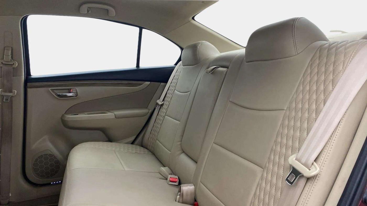 2019 Maruti Ciaz DELTA 1.5 SHVS MT PETROL, Petrol, Manual, 69,131 km, Right Side Rear Door Cabin