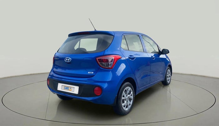 2017 Hyundai Grand i10 MAGNA 1.2 KAPPA VTVT, Petrol, Manual, 45,717 km, Right Back Diagonal
