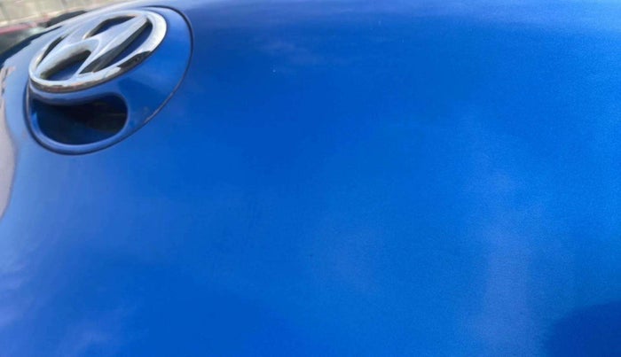 2017 Hyundai Grand i10 MAGNA 1.2 KAPPA VTVT, Petrol, Manual, 45,717 km, Dicky (Boot door) - Handle has minor damage