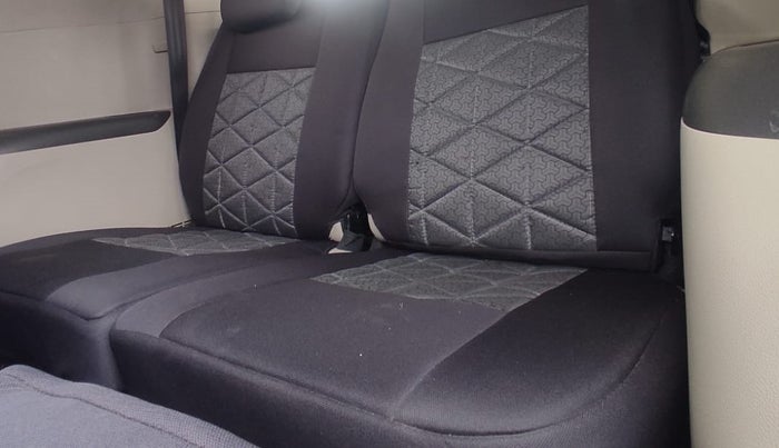 2021 Renault TRIBER RXT, Petrol, Manual, 25,455 km, Third Seat Row ( optional )