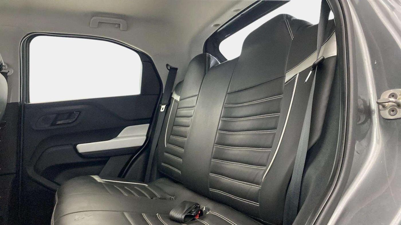 2022 Tata PUNCH ACCOMPLISHED AMT, Petrol, Automatic, 16,644 km, Right Side Rear Door Cabin