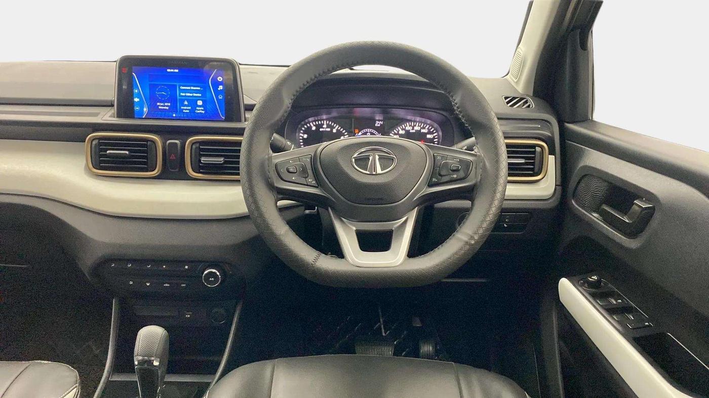 2022 Tata PUNCH ACCOMPLISHED AMT, Petrol, Automatic, 16,644 km, Steering Wheel Close Up