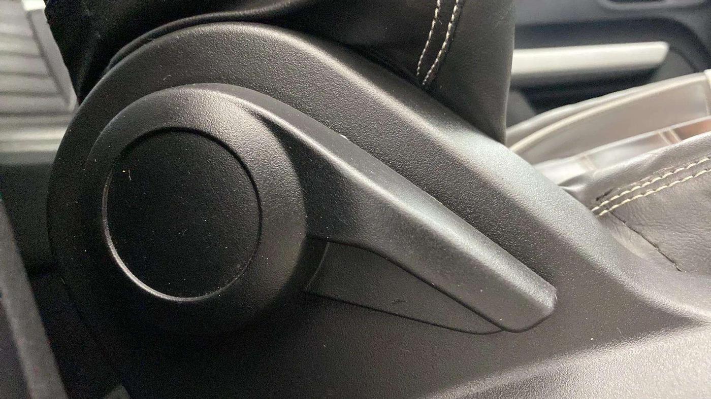 2022 Tata PUNCH ACCOMPLISHED AMT, Petrol, Automatic, 16,644 km, Driver Side Adjustment Panel