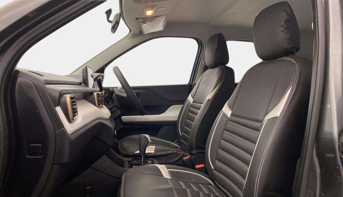 2022 Tata PUNCH ACCOMPLISHED AMT, Petrol, Automatic, 16,644 km, Right Side Front Door Cabin