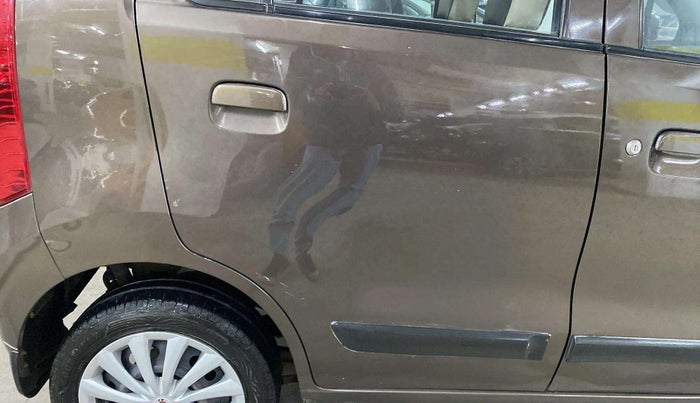 2014 Maruti Wagon R 1.0 VXI, Petrol, Manual, 46,360 km, Right rear door - Slightly dented