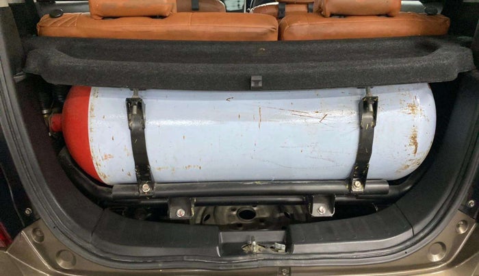 2016 Maruti Wagon R 1.0 LXI CNG, CNG, Manual, 39,273 km, Boot Inside