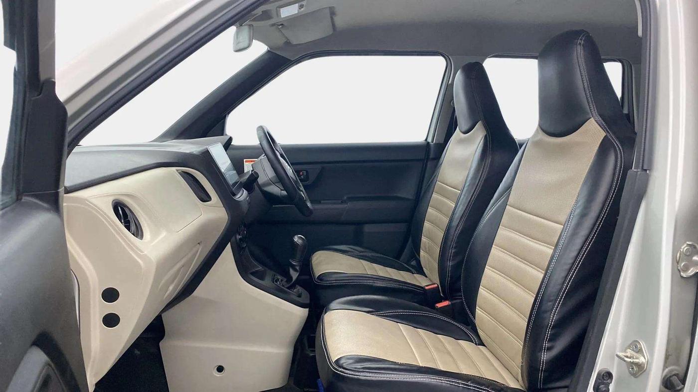 2020 Maruti New Wagon-R LXI CNG 1.0, CNG, Manual, 25,964 km, Right Side Front Door Cabin