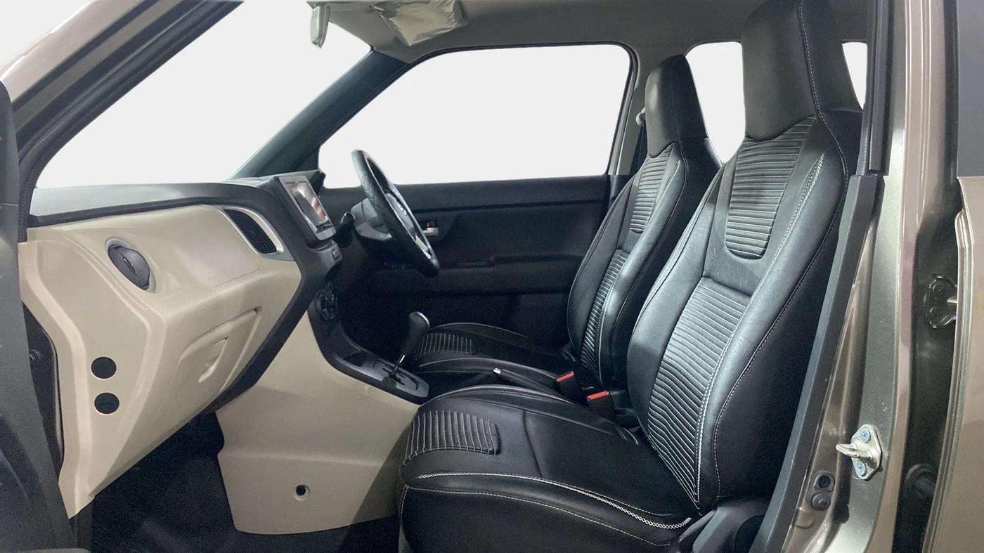 2021 Maruti New Wagon-R ZXI 1.2 AMT, Petrol, Automatic, 13,627 km, Right Side Front Door Cabin