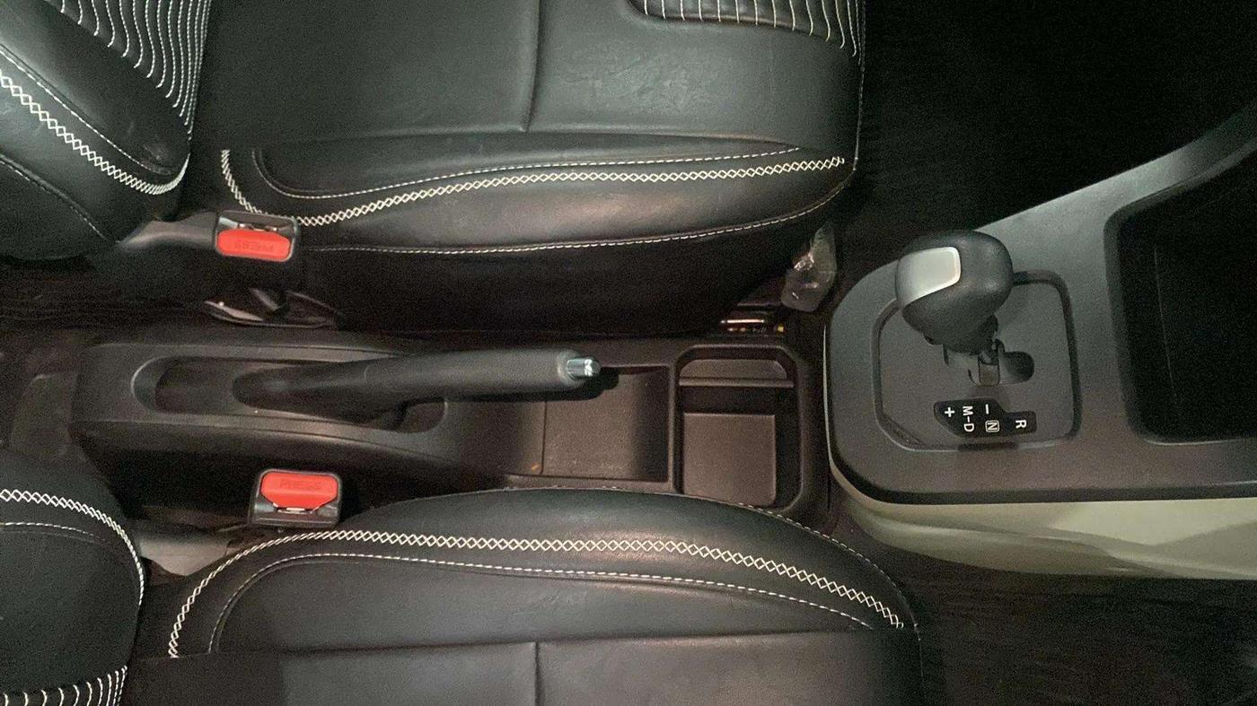 2021 Maruti New Wagon-R ZXI 1.2 AMT, Petrol, Automatic, 13,627 km, Gear Lever
