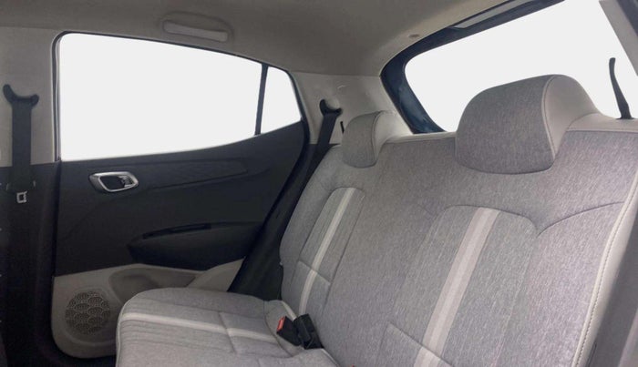 2021 Hyundai GRAND I10 NIOS SPORTZ AMT 1.2 KAPPA VTVT, Petrol, Automatic, 30,379 km, Right Side Rear Door Cabin