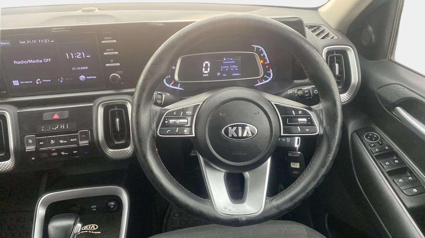 2020 KIA SONET HTK PLUS 1.5 AT, Diesel, Automatic, 81,455 km, Steering Wheel Close Up
