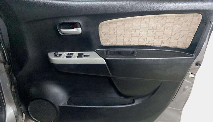 2013 Maruti Wagon R 1.0 VXI, Petrol, Manual, 49,730 km, Driver Side Door Panels Control