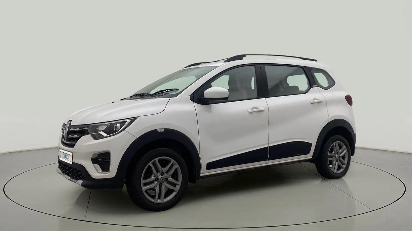 2020 Renault TRIBER RXZ AMT, Petrol, Automatic, 28,421 km, Left Front Diagonal